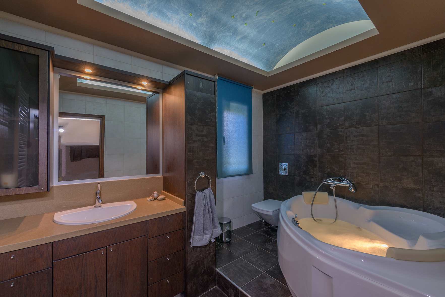 3 Bed, 2 Bath, HouseFor Sale, Heraklion, Crete