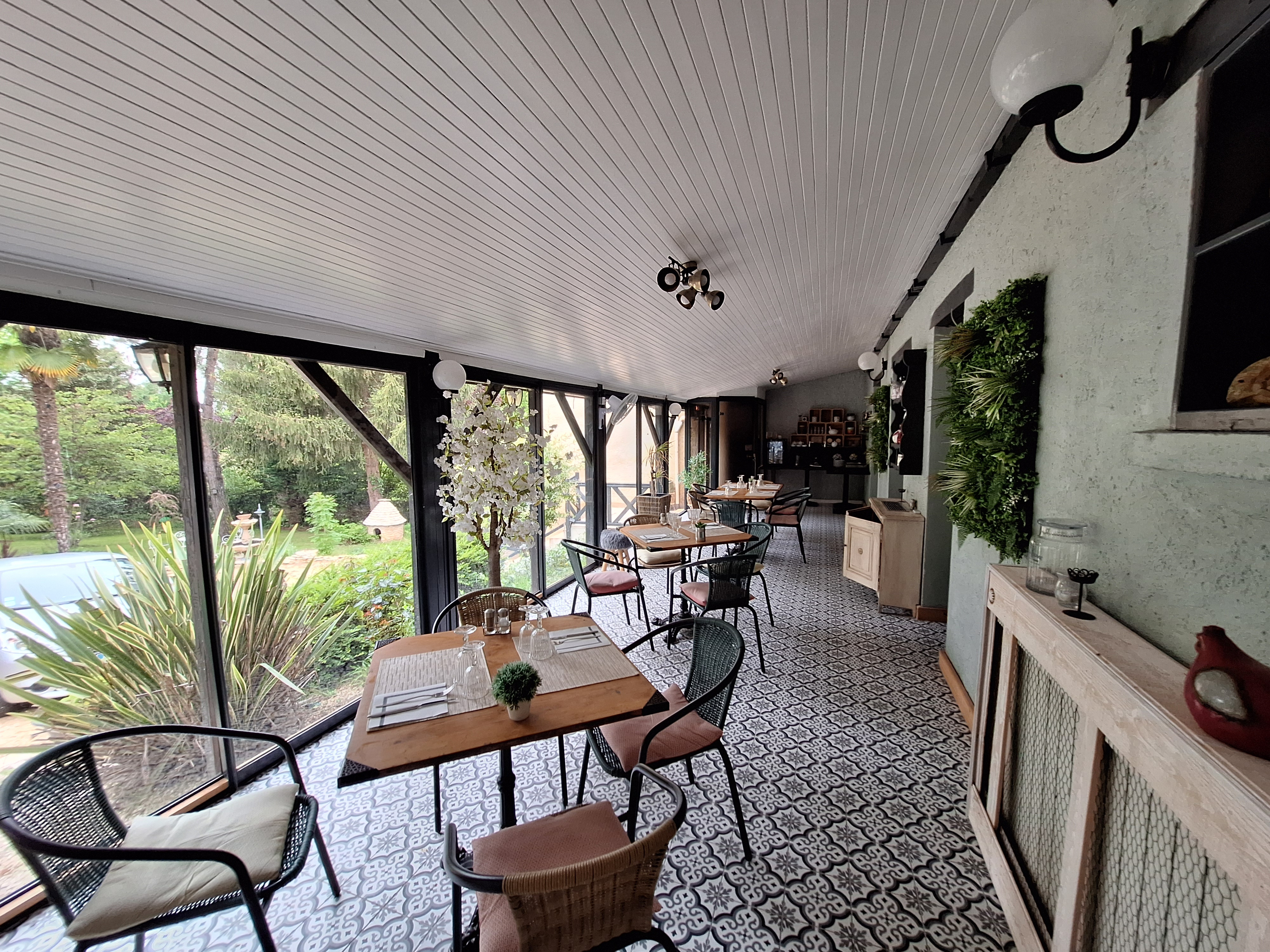 10 Bed, 9 Bath, HouseFor Sale, Villefranche du perigord, Dordogne, Aquitaine, 24550