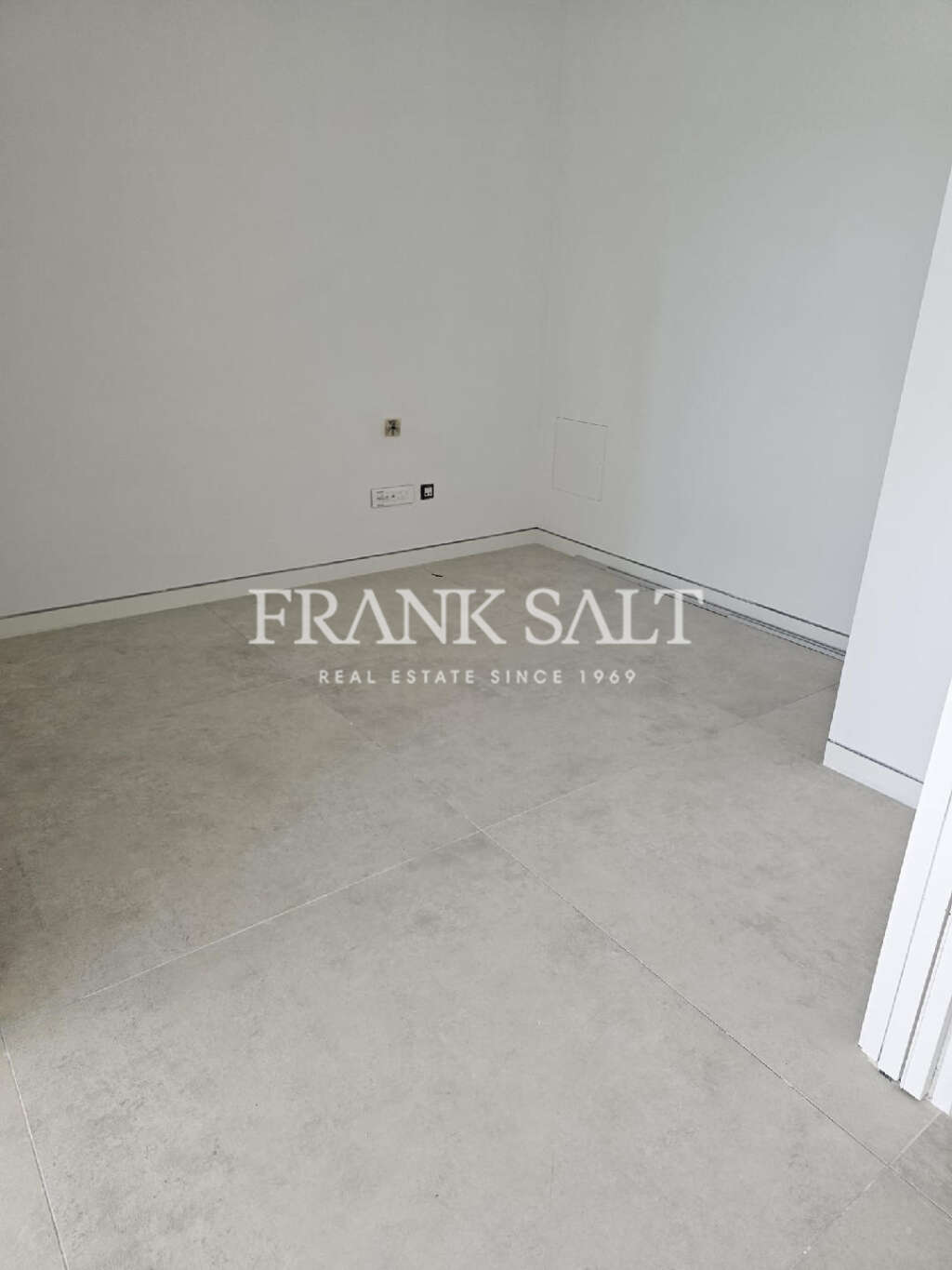 1 Bed, ApartmentFor Sale, The Shoreline at Smart City, Malta