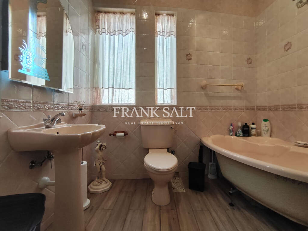 3 Bed, HouseFor Sale, Cospicua, Malta