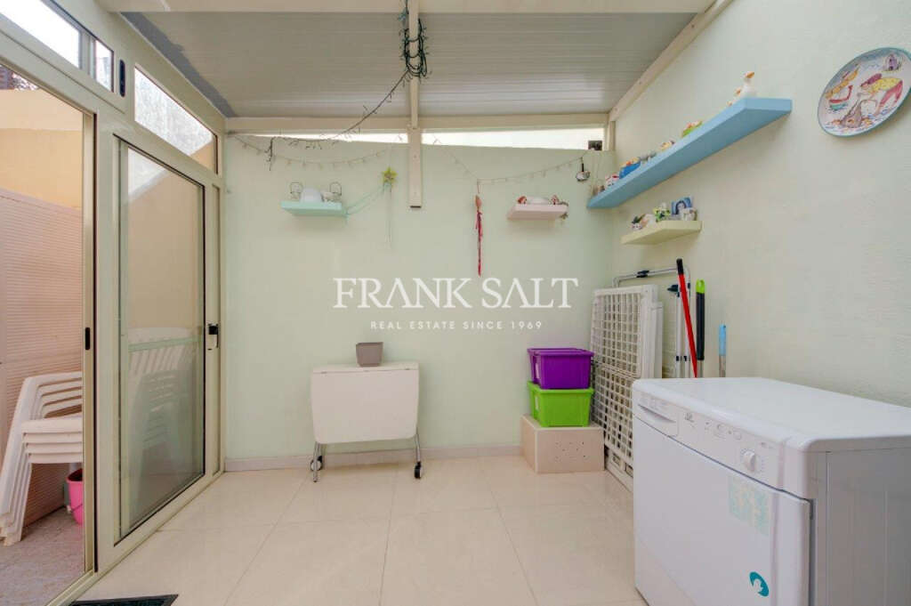 3 Bed, ApartmentFor Sale, Marsascala, Malta