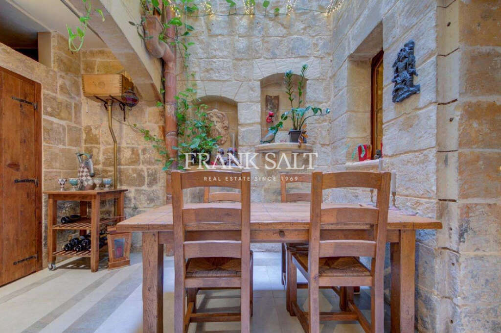 Commercial Property, For Sale