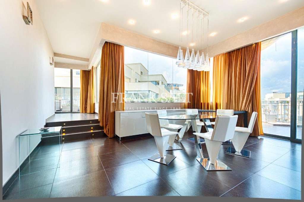 3 Bed, ApartmentFor Sale, Portomaso, Malta