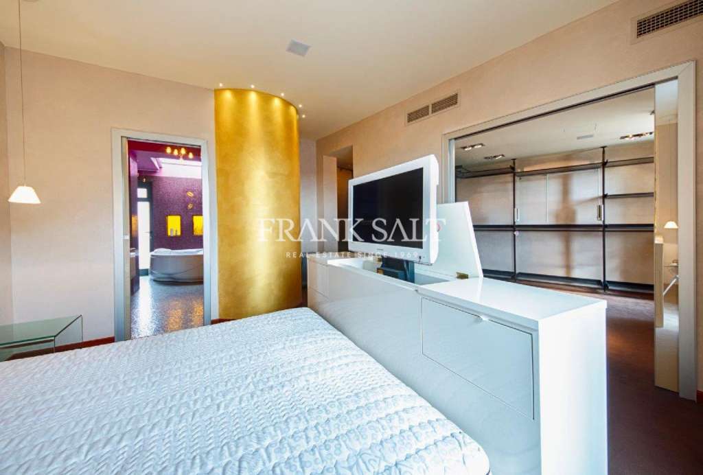 3 Bed, ApartmentFor Sale, Portomaso, Malta