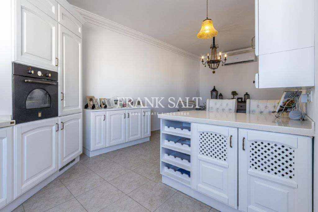 3 Bed, ApartmentFor Sale, San Pawl tat-Targa, Malta
