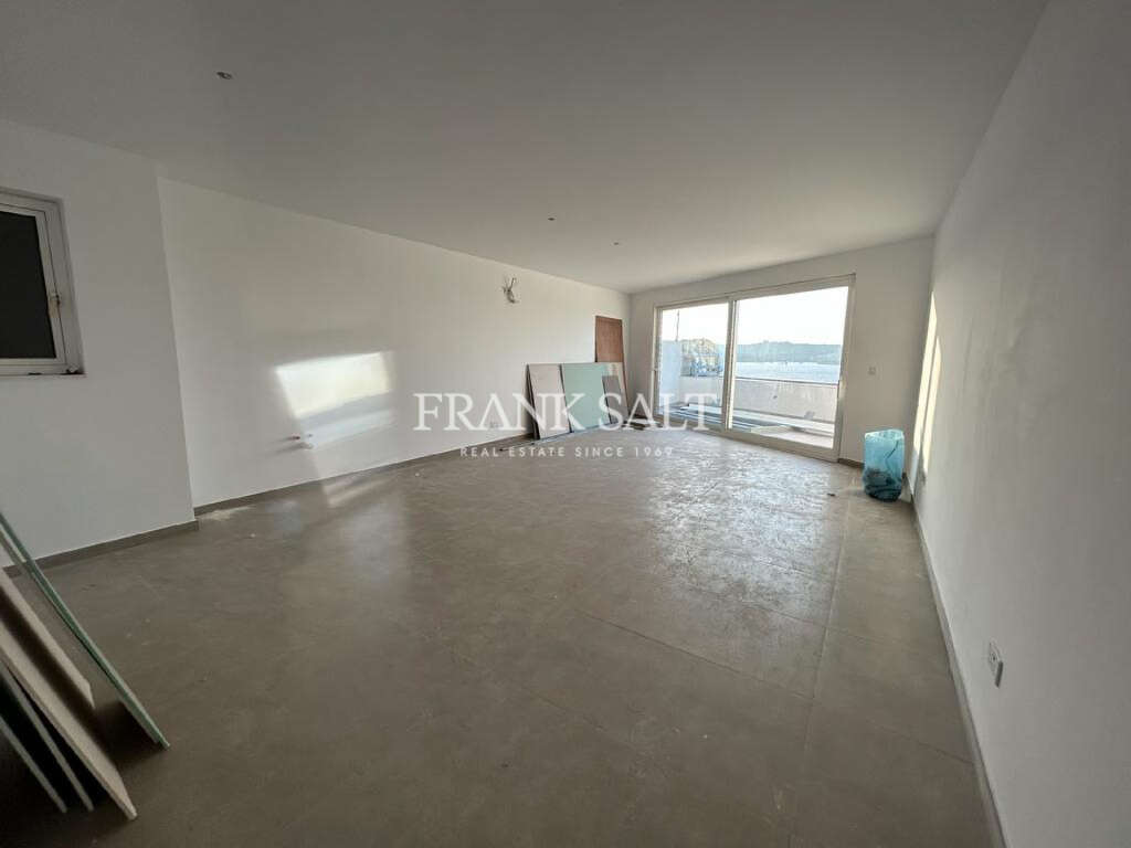 1 Bed, ApartmentFor Sale, Bugibba, Malta