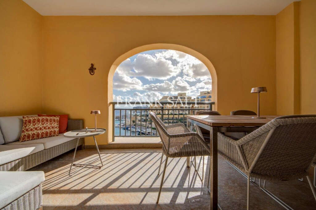 3 Bed, ApartmentFor Sale, Portomaso, Malta