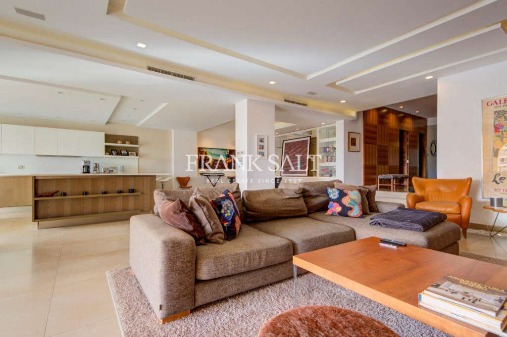 3 Bed, ApartmentFor Sale, Portomaso, Malta