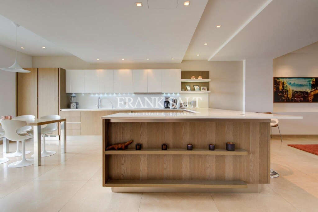 3 Bed, ApartmentFor Sale, Portomaso, Malta