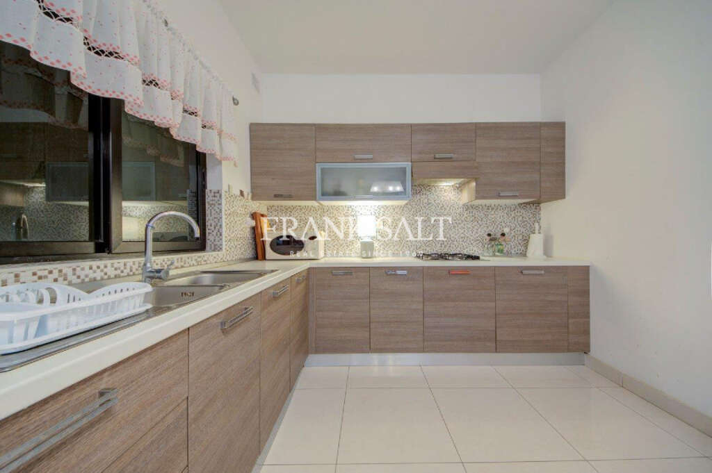 3 Bed, ApartmentFor Sale, Marsascala, Malta