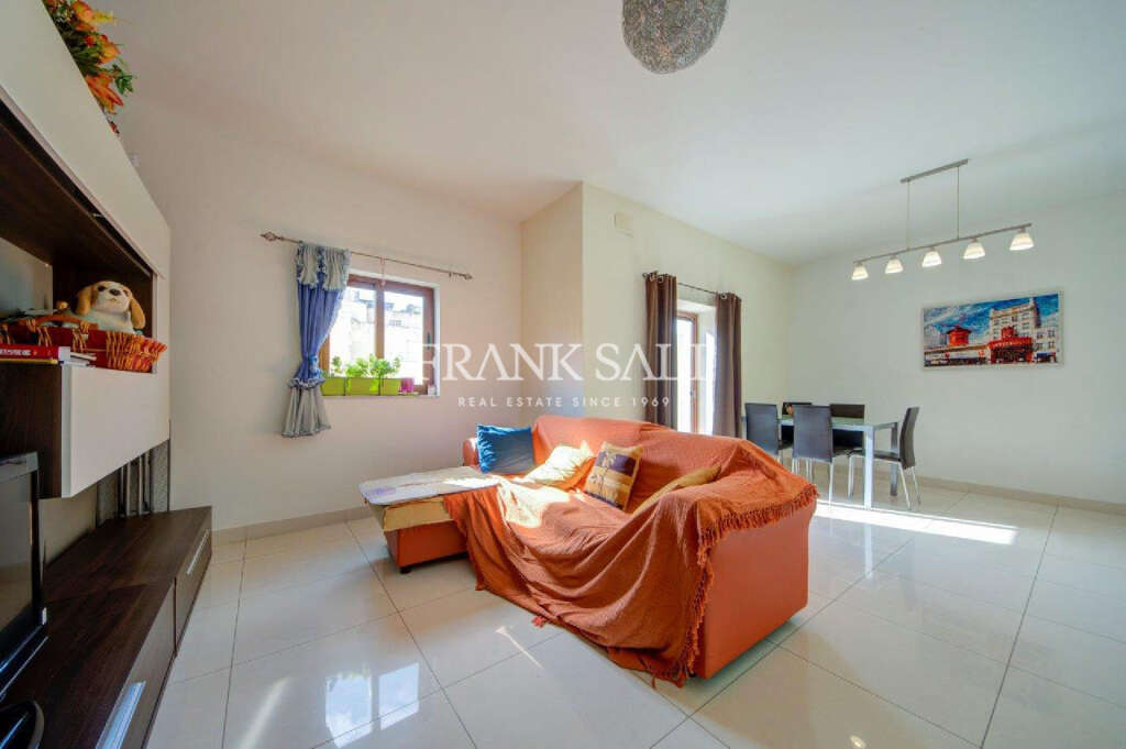 3 Bed, ApartmentFor Sale, Marsascala, Malta