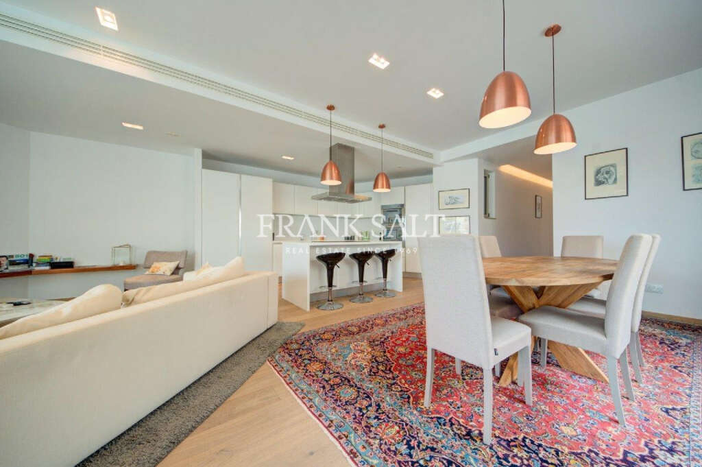 2 Bed, ApartmentFor Sale, Portomaso Laguna, Malta