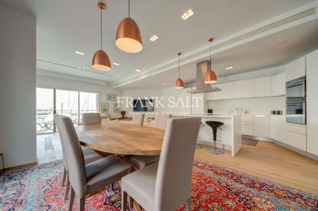 2 Bed, ApartmentFor Sale, Portomaso Laguna, Malta