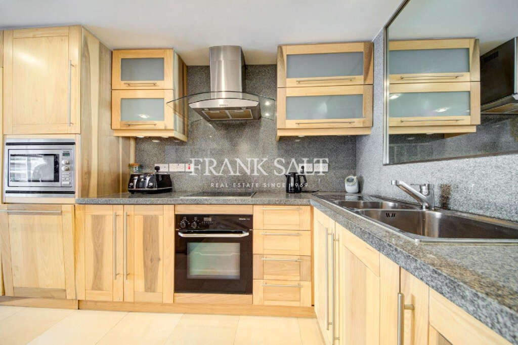 1 Bed, ApartmentFor Sale, Portomaso, Malta