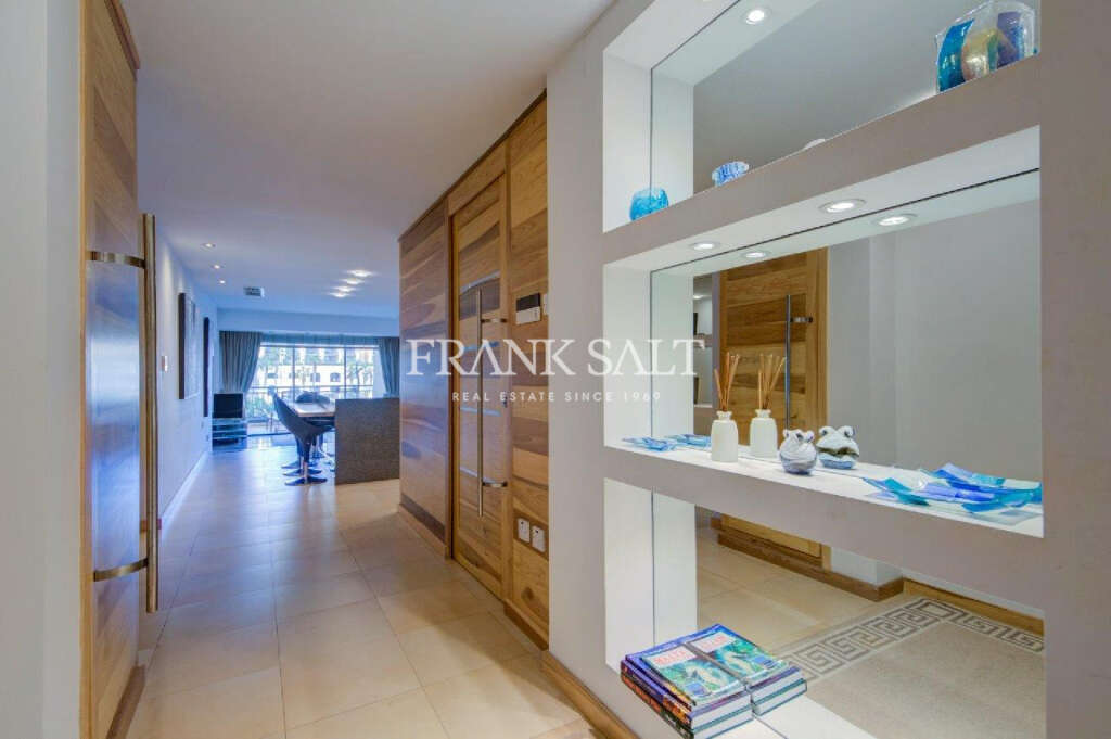 1 Bed, ApartmentFor Sale, Portomaso, Malta