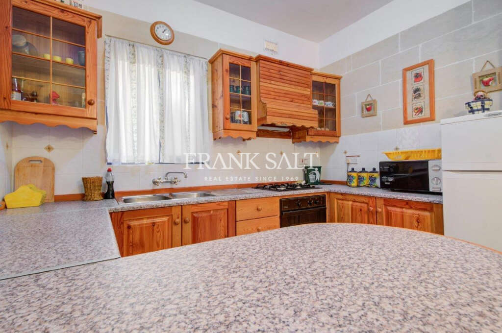 2 Bed, ApartmentFor Sale, Marsalforn, Gozo