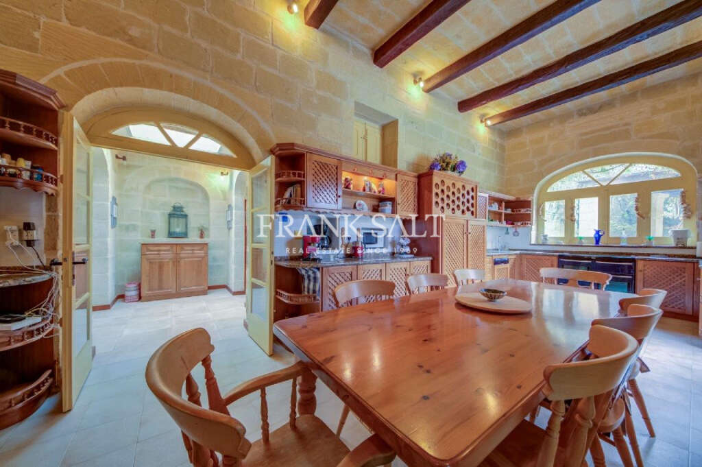 5 Bed, HouseFor Sale, Gharb, Gozo