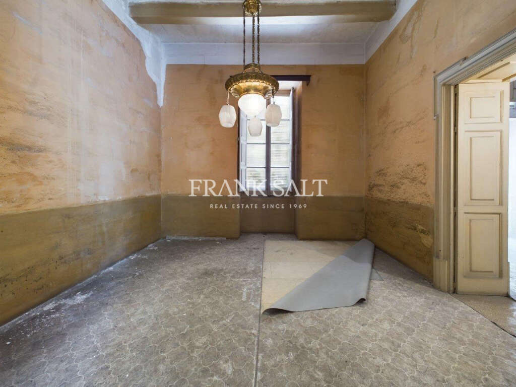 HouseFor Sale, Floriana, Malta