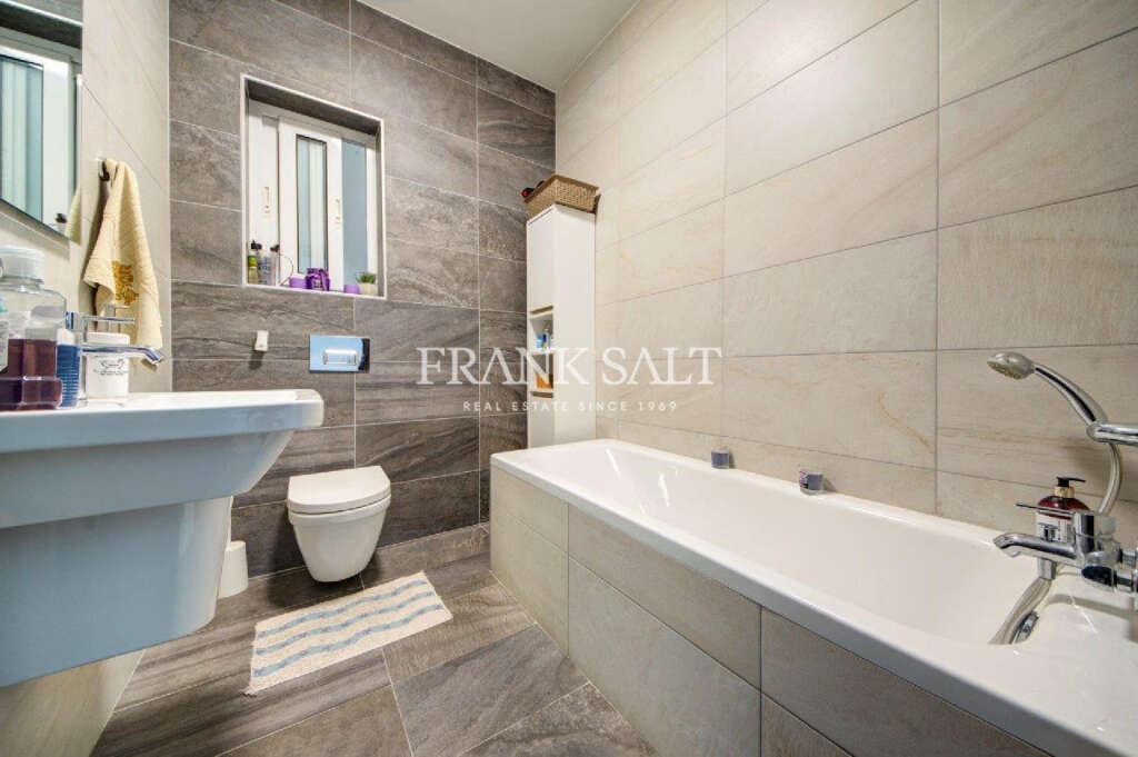 3 Bed, ApartmentFor Sale, St Julians, Malta