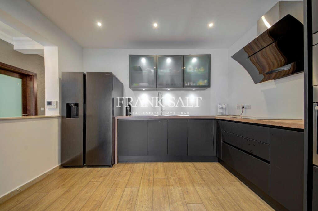 2 Bed, ApartmentFor Sale, Fort Cambridge, Malta