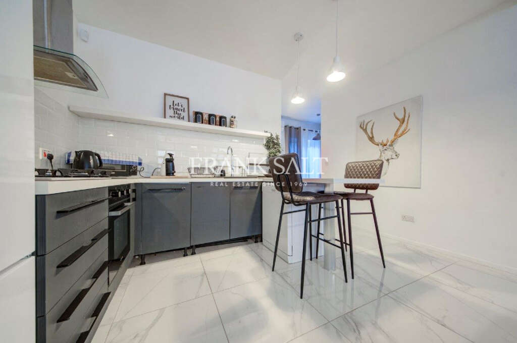 2 Bed, ApartmentFor Sale, Gwardamangia, Malta