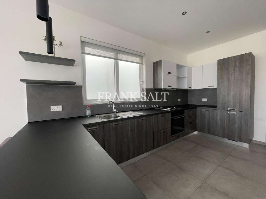 3 Bed, ApartmentFor Sale, Bahar ic-Caghaq, Malta