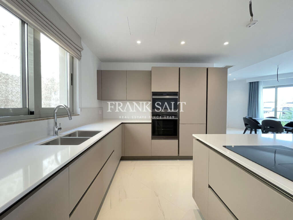 2 Bed, ApartmentFor Sale, Portomaso Laguna, Malta