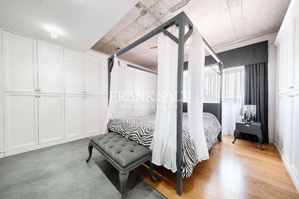 4 Bed, ApartmentFor Sale, Tigne Point, Malta