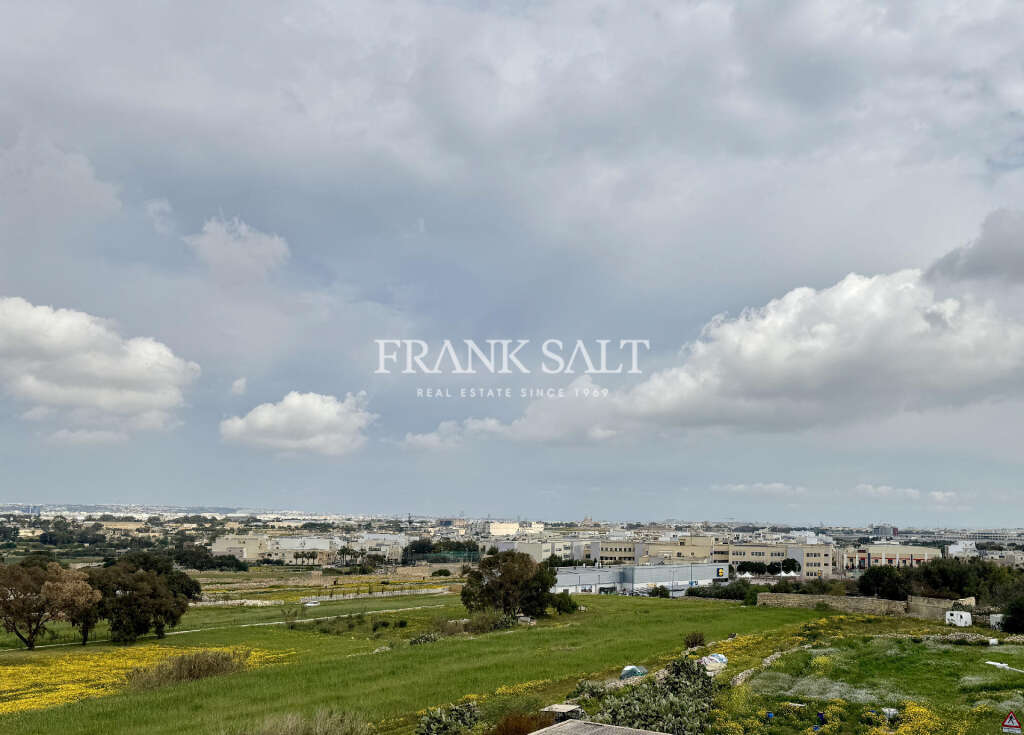 HouseFor Sale, Safi, Malta