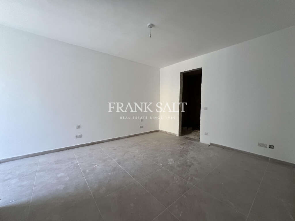 2 Bed, ApartmentFor Sale, Marsascala, Malta