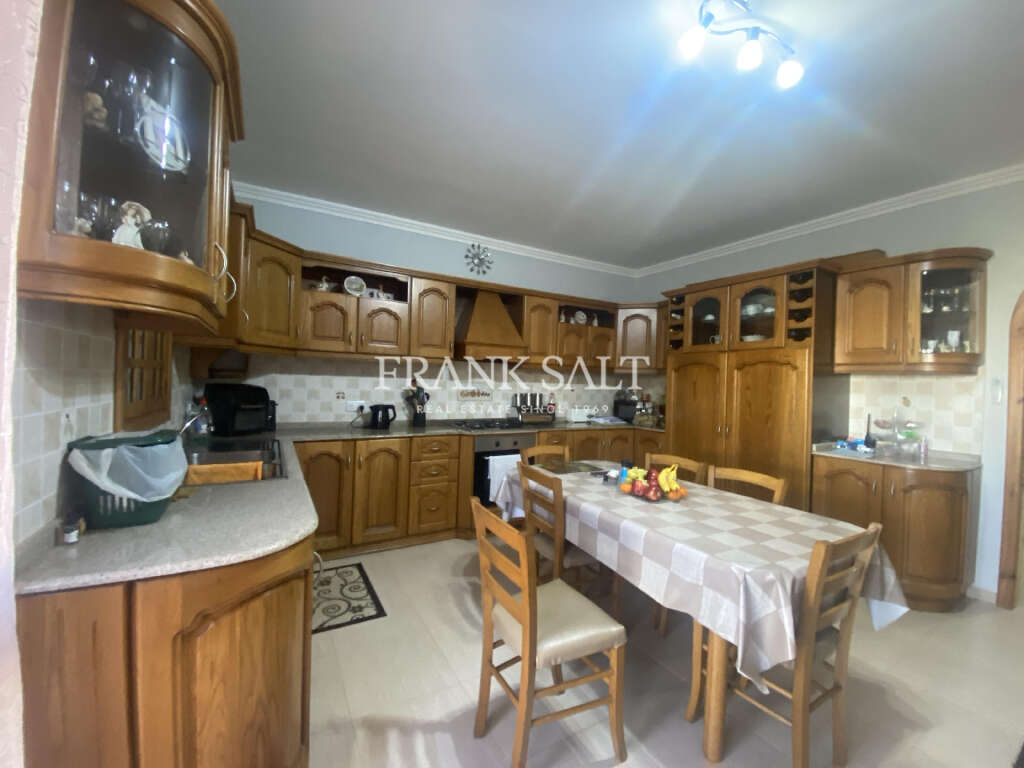 3 Bed, ApartmentFor Sale, Siggiewi, Malta