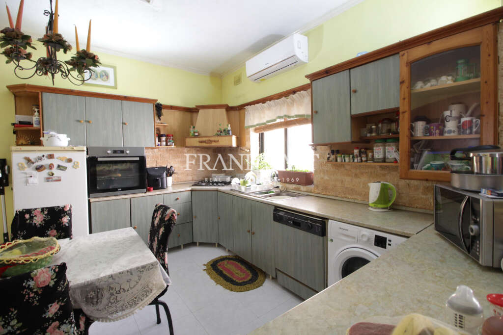 3 Bed, ApartmentFor Sale, Xghajra, Malta