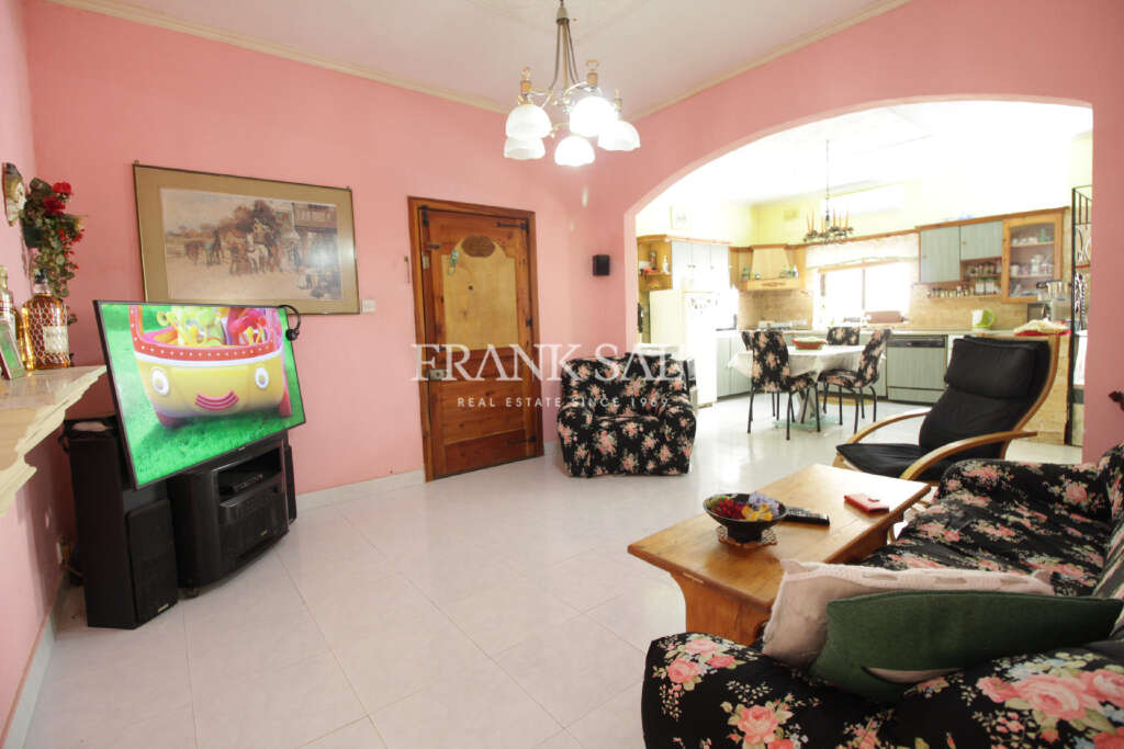 3 Bed, ApartmentFor Sale, Xghajra, Malta