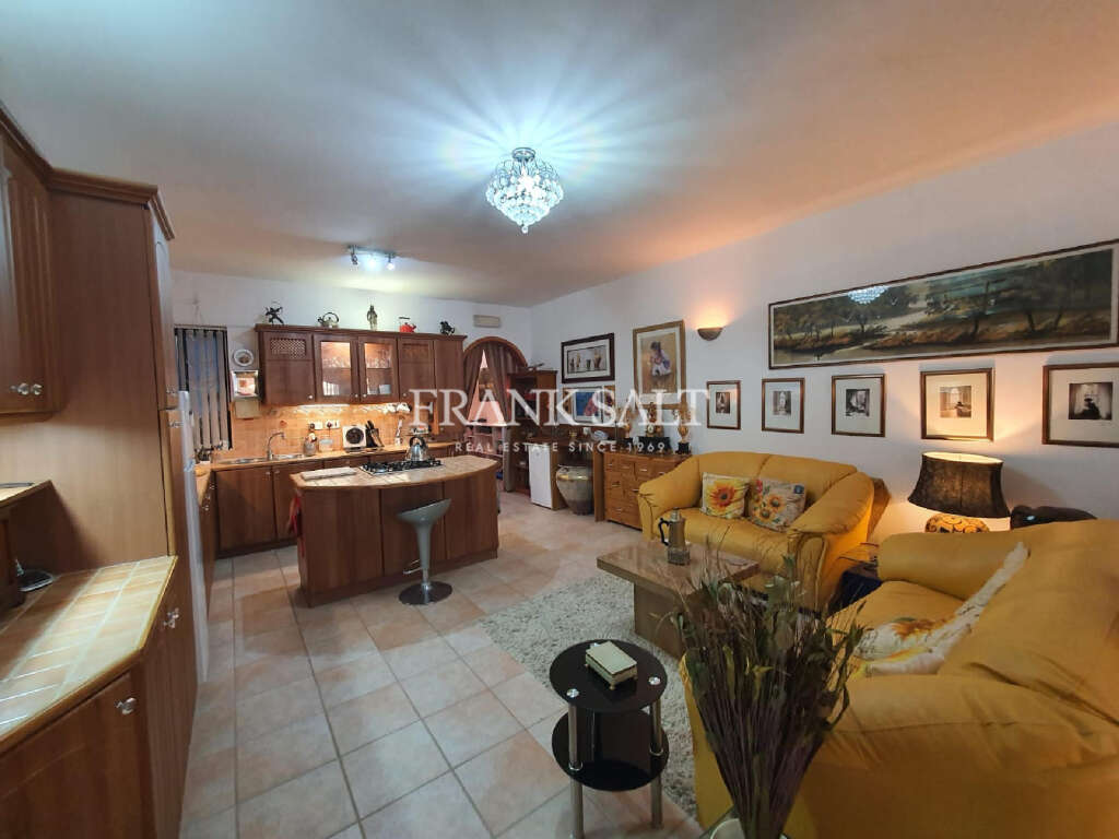 3 Bed, ApartmentFor Sale, Marsascala, Malta
