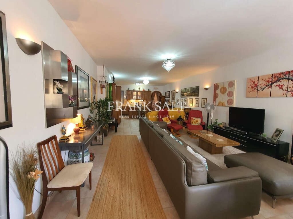 3 Bed, ApartmentFor Sale, Marsascala, Malta