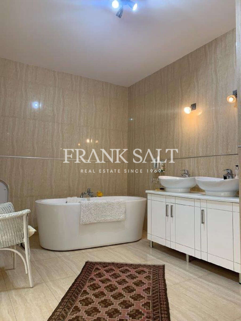 4 Bed, HouseFor Sale, Ghajnsielem, Gozo