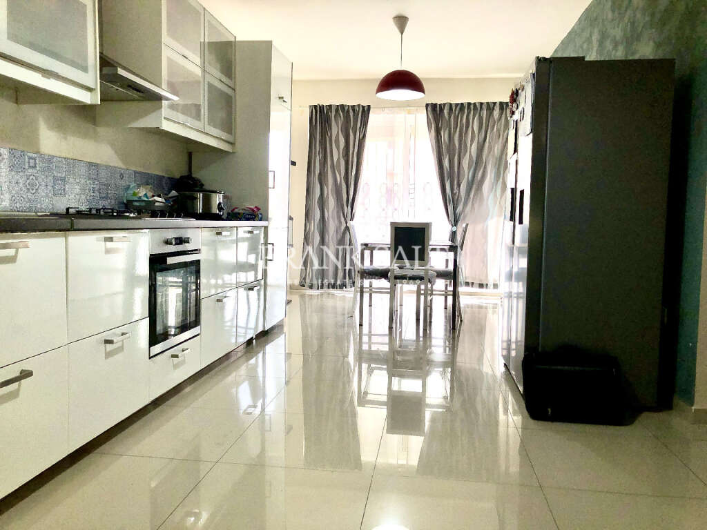 3 Bed, ApartmentFor Sale, Marsascala, Malta
