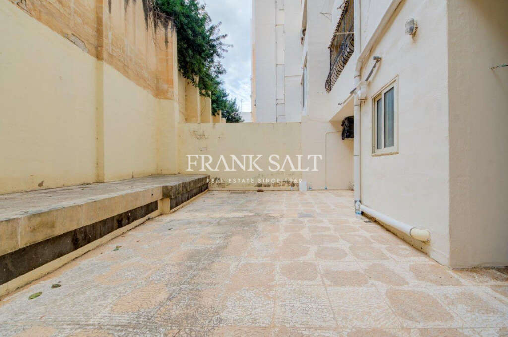 3 Bed, ApartmentFor Sale, St Julians, Malta