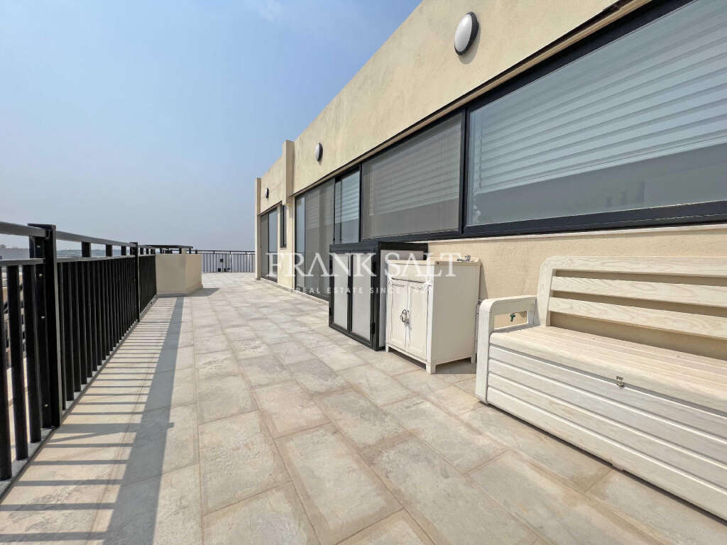 1 Bed, ApartmentFor Sale, Marsascala, Malta