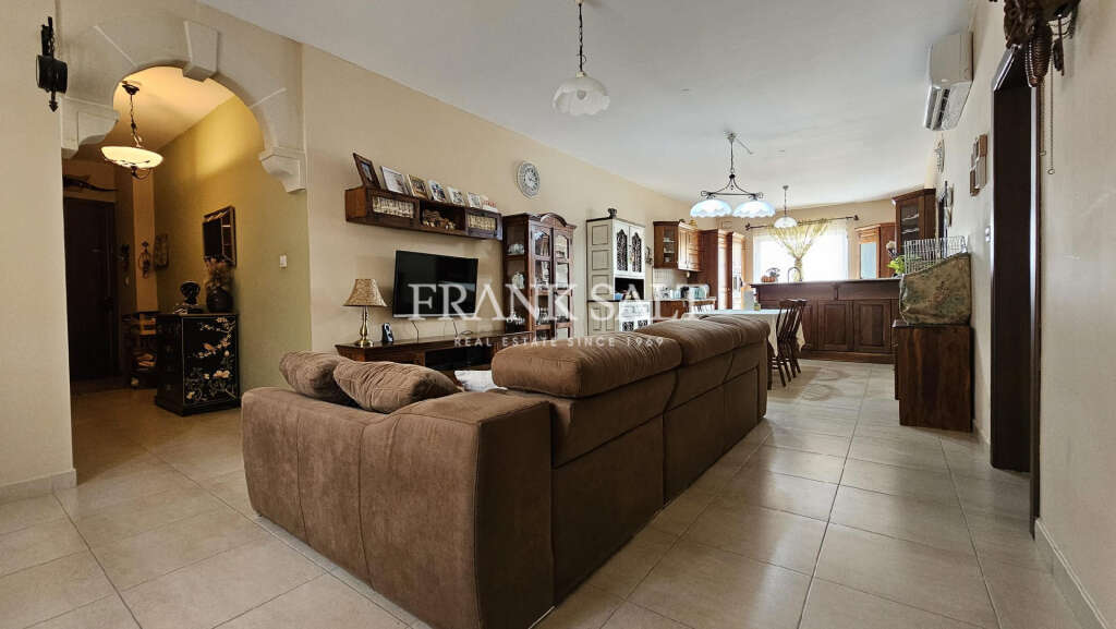 3 Bed, ApartmentFor Sale, Mgarr, Malta