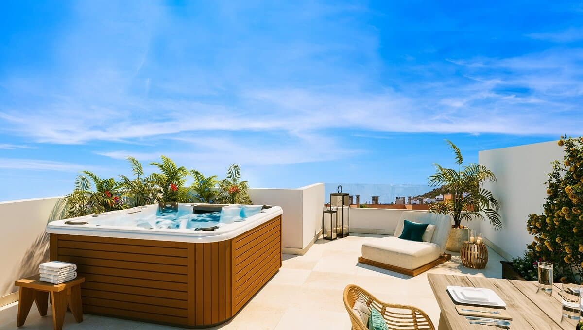 3 Bed, 2 Bath, HouseFor Sale, La Duquesa, Malaga