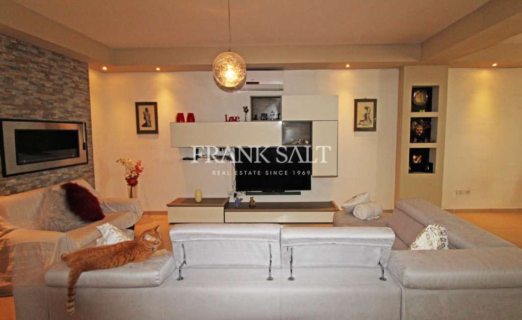 3 Bed, ApartmentFor Sale, Kalkara, Malta