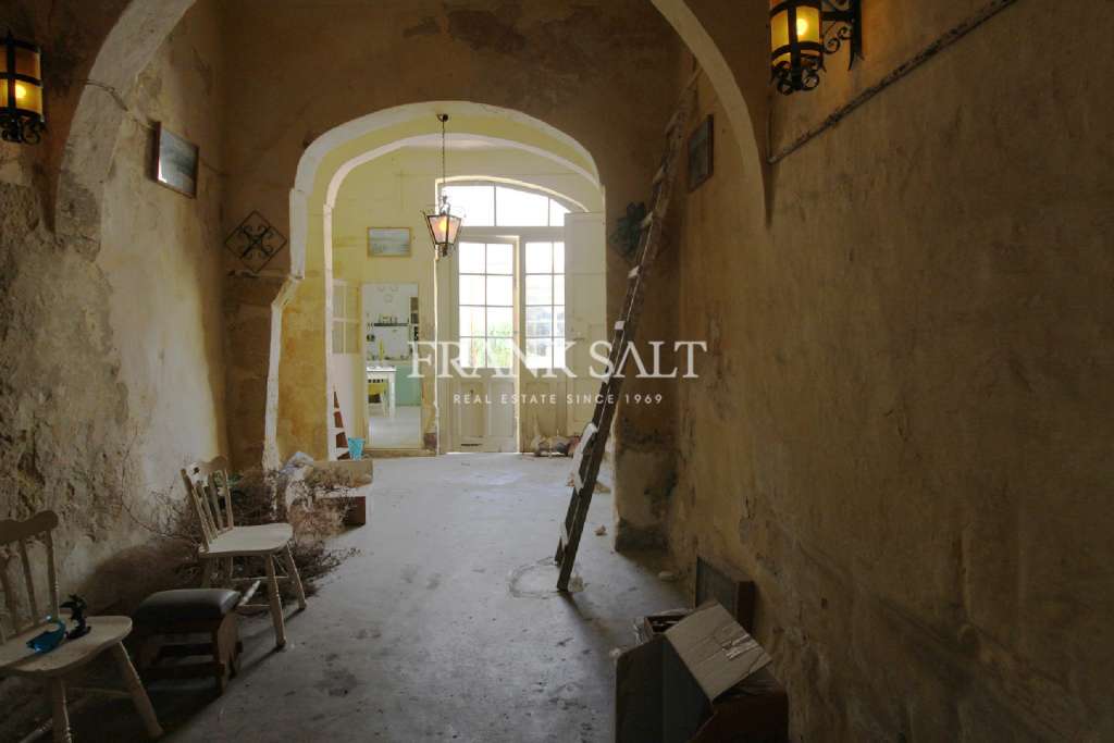 HouseFor Sale, Qormi, Malta