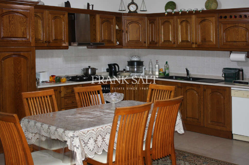 3 Bed, ApartmentFor Sale, Attard, Malta
