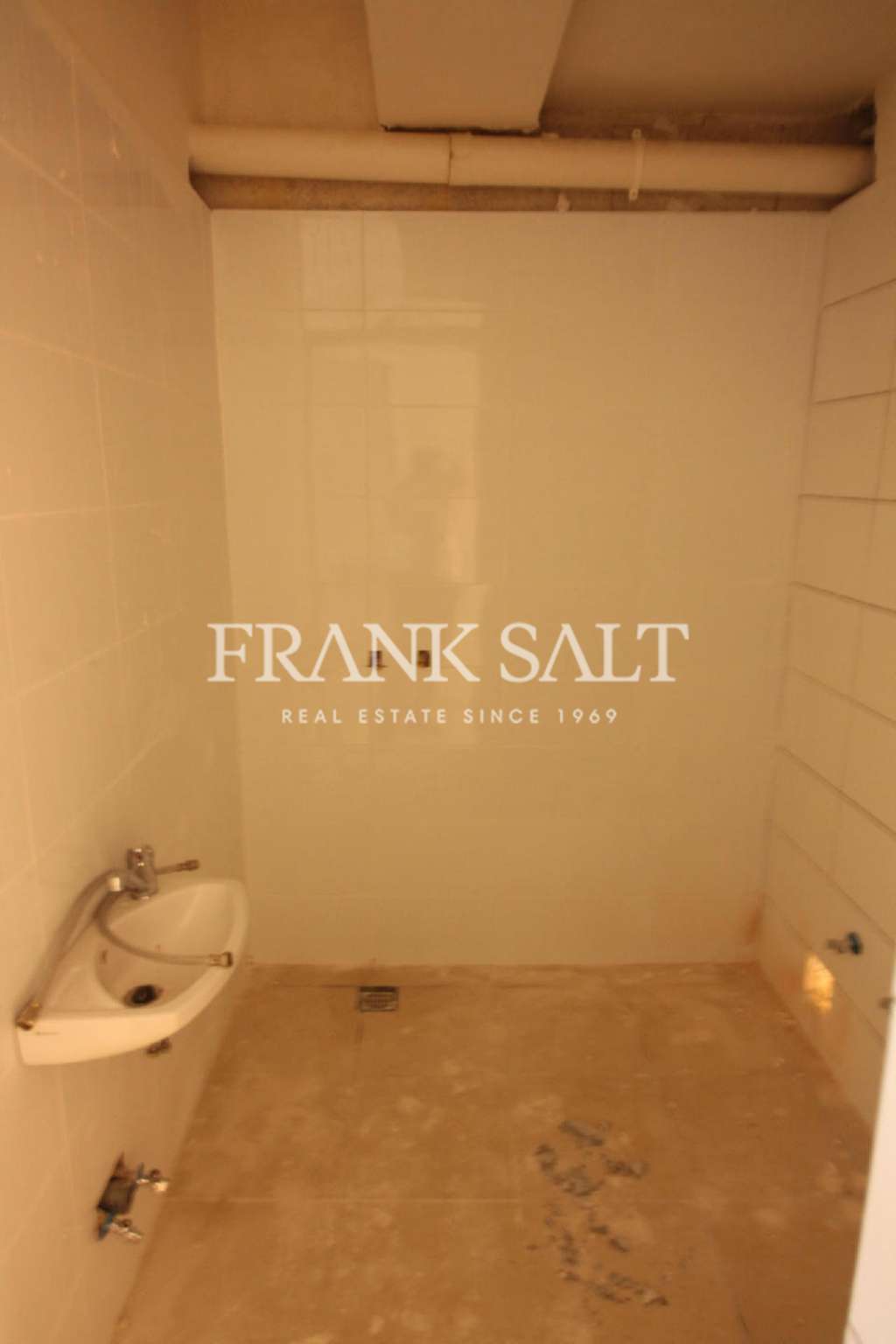 Commercial Property, For Sale