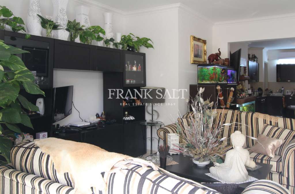 2 Bed, ApartmentFor Sale, Marsascala, Malta