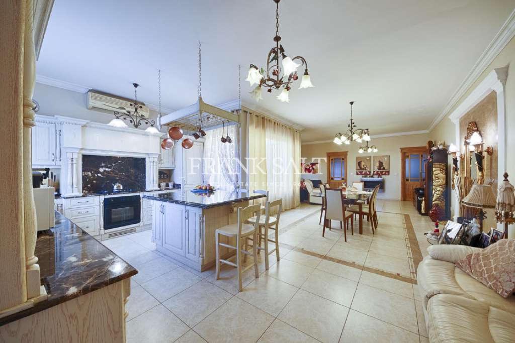 4 Bed, ApartmentFor Sale, Santa Venera, Malta