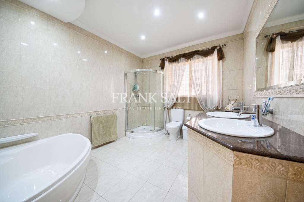 4 Bed, ApartmentFor Sale, Santa Venera, Malta