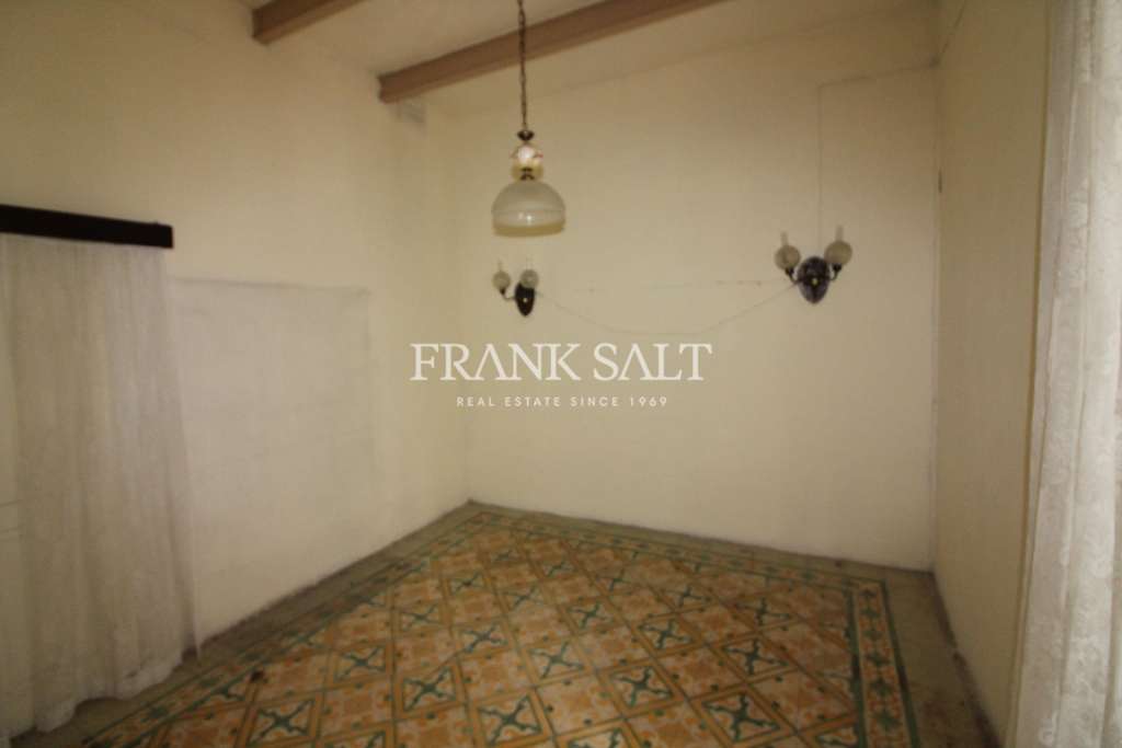 Commercial Property, For Sale