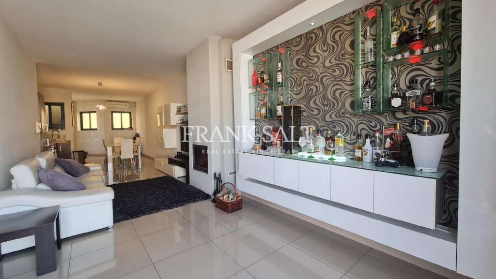 3 Bed, ApartmentFor Sale, Mosta, Malta
